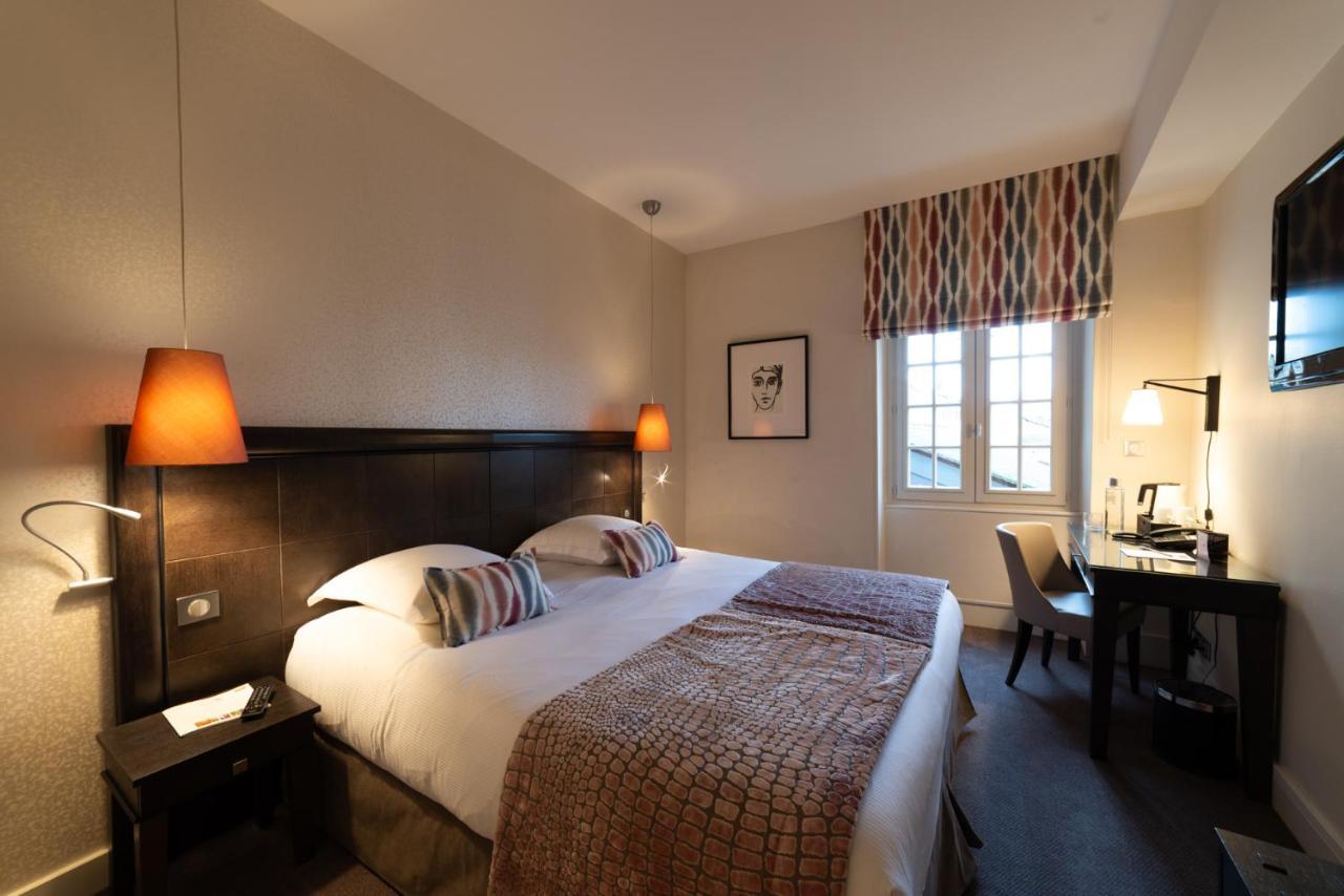 Hotel Le Griffon D'Or Bourg-en-Bresse Bagian luar foto