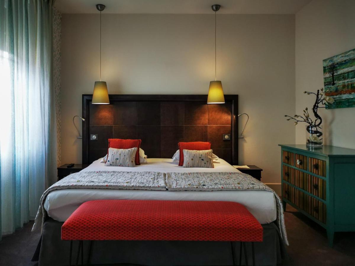 Hotel Le Griffon D'Or Bourg-en-Bresse Bagian luar foto