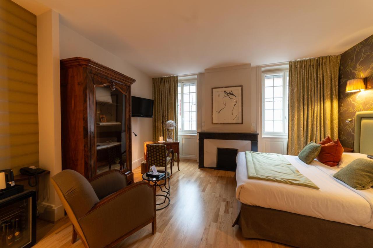 Hotel Le Griffon D'Or Bourg-en-Bresse Bagian luar foto